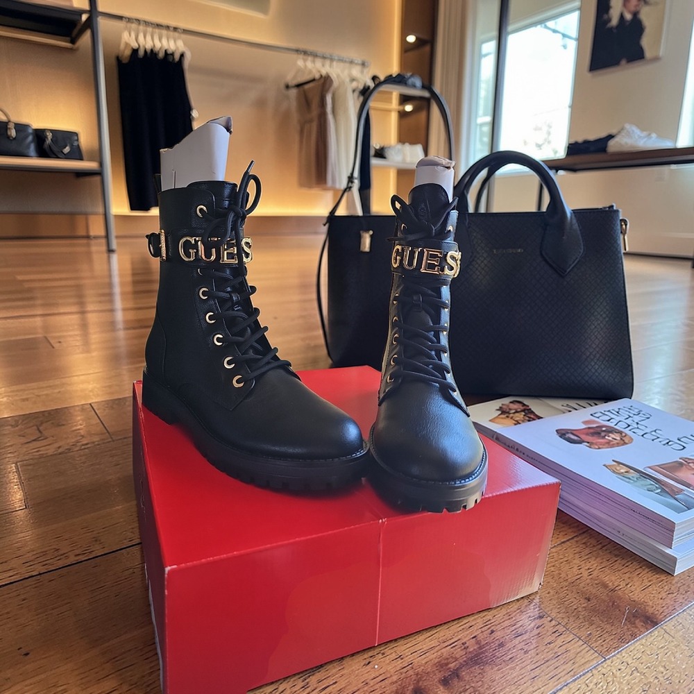 Guess Brand Womans Combat Boots Size 9 M NEW NIB NWT